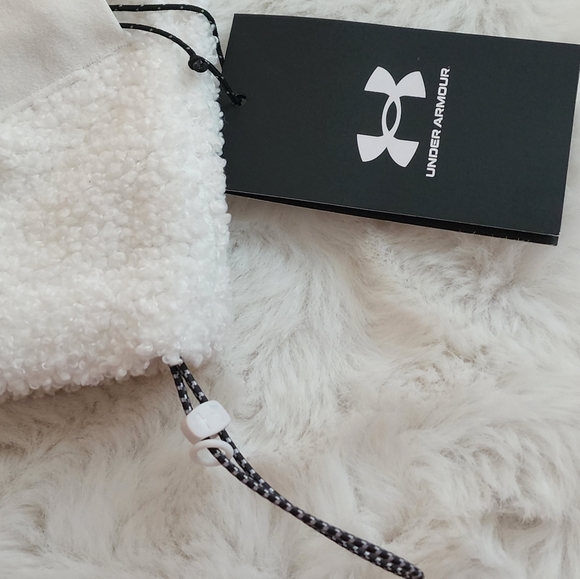 🥰 UNDER ARMOUR WOMEN'S UA MISSION VEST SZ XS - Picture 8 of 11